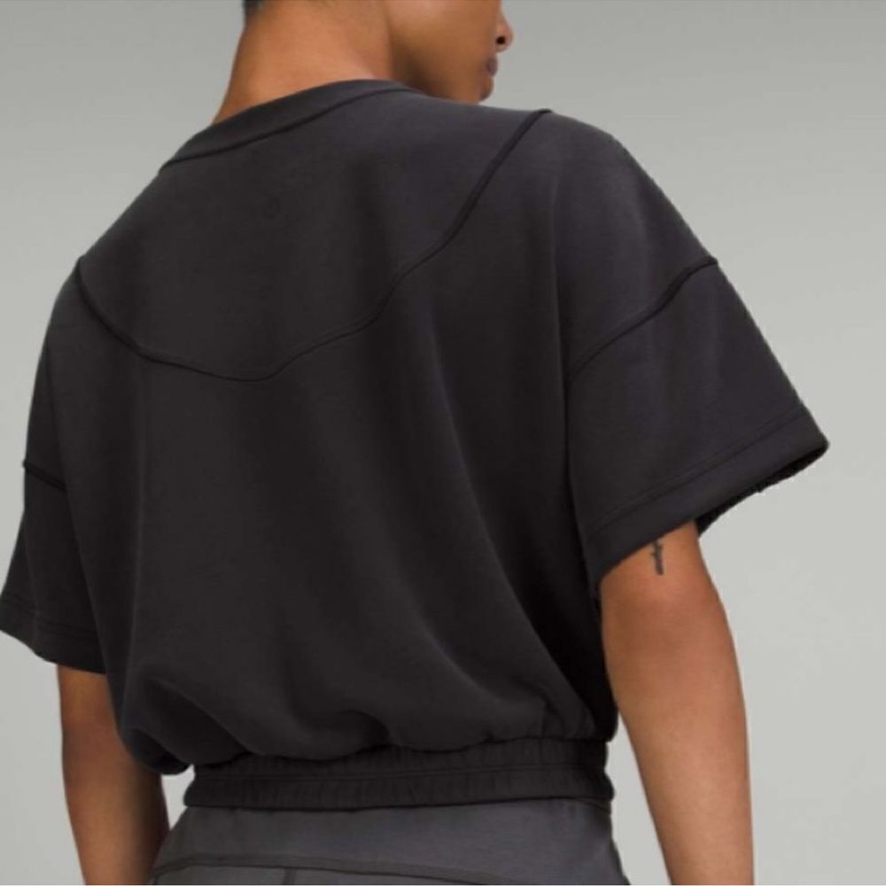 Lululemon Softstreme Gathered T-Shirt Black - Picture 3 of 7
